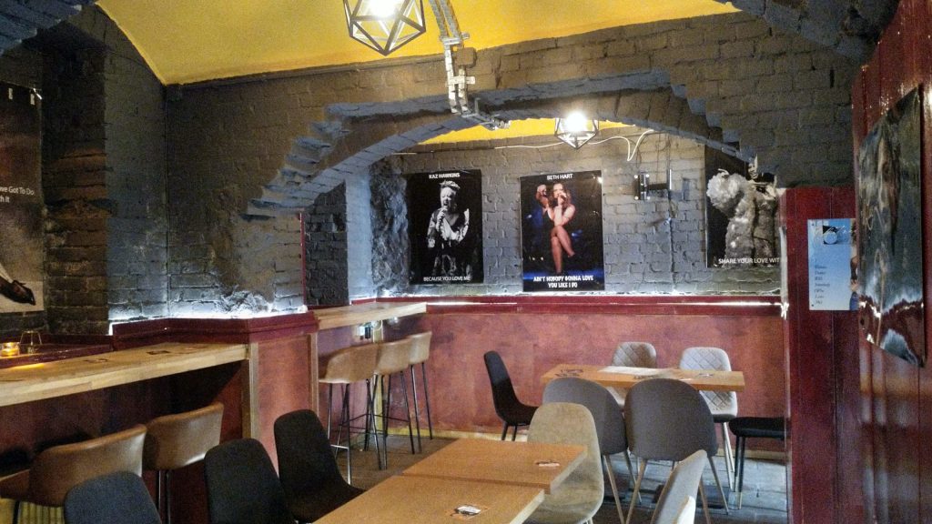 Love Bar