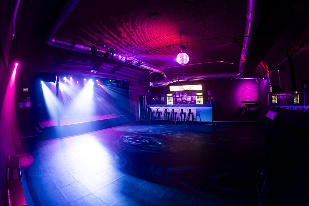 BETTY (ehem. headCRASH)